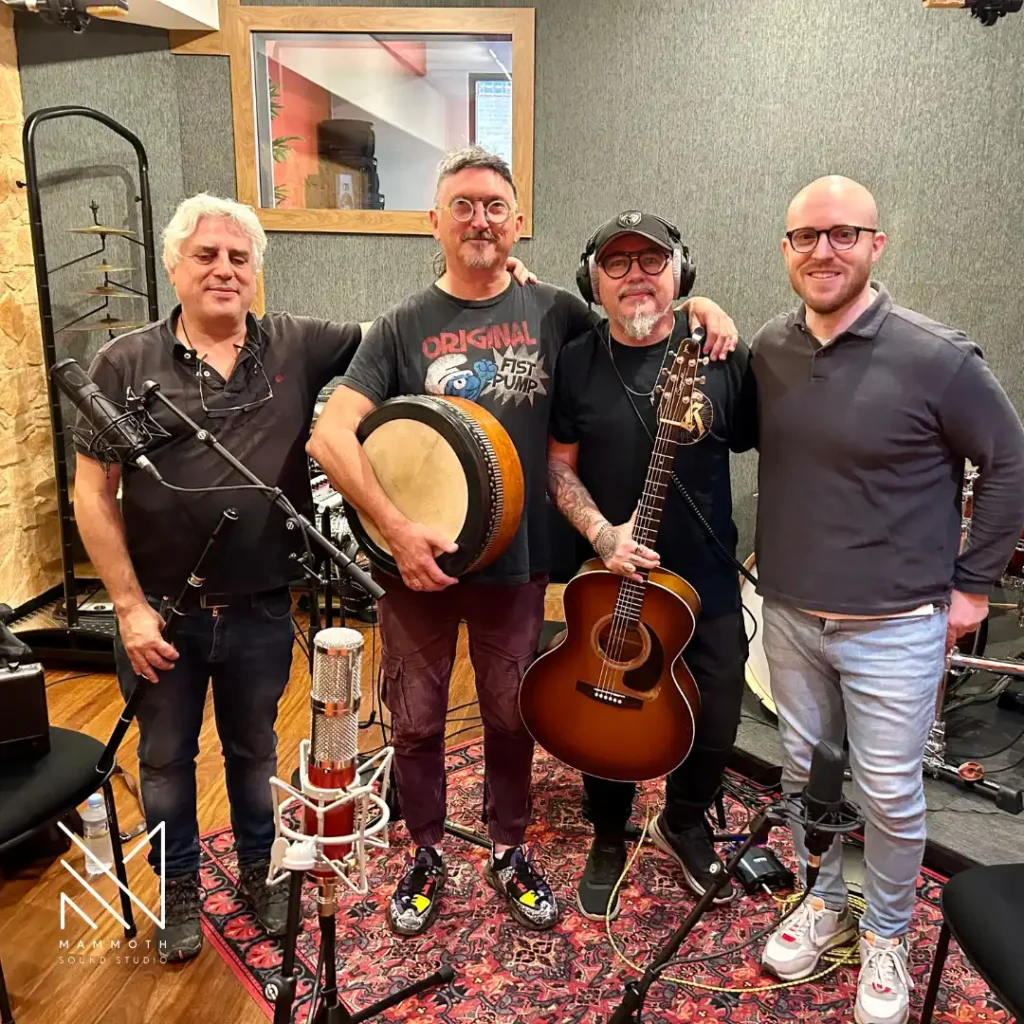 Importancia del Trabajo en Equipo en la Producción Musical - Estudio de Grabación Mammoth Sound Studio